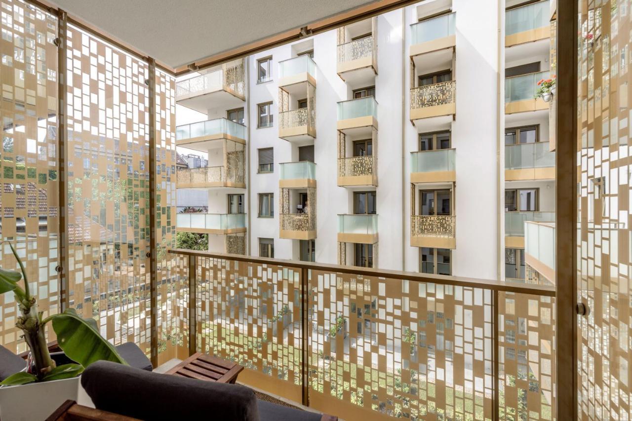 Walnut Tree Apartment Budapest Esterno foto